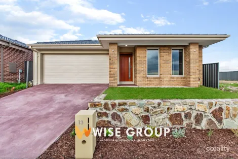 13 ANJA WAY, CLYDE NORTH, VIC 3978