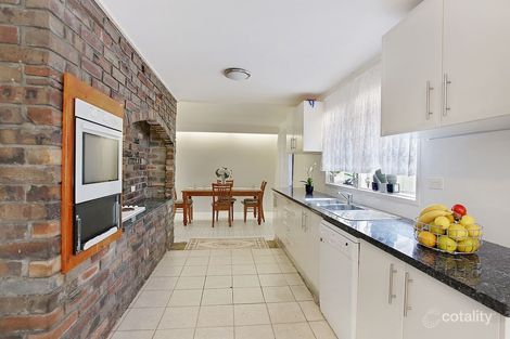 Property photo of 32 The Parkway Bradbury NSW 2560