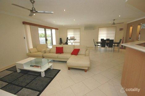 Property photo of 25 Harrison Circuit Urangan QLD 4655