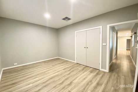 Property photo of 2 Grant Avenue Seaford VIC 3198
