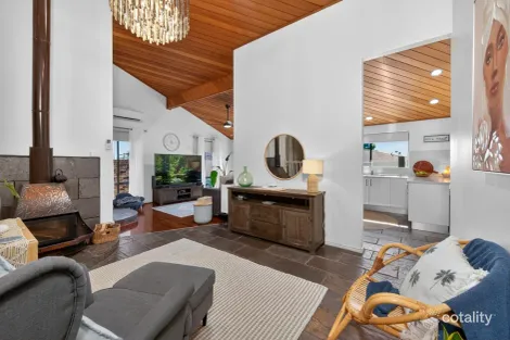 Property photo of 7 Hillsdale Close Gorokan NSW 2263