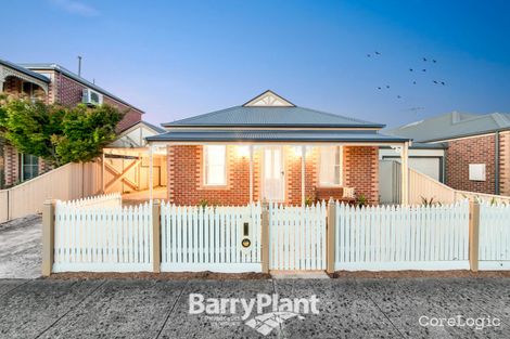 Property photo of 25 Willowbank Pocket Pakenham VIC 3810