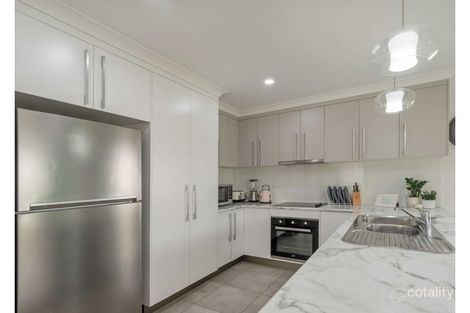 Property photo of 9 Blue Sea Court Bargara QLD 4670