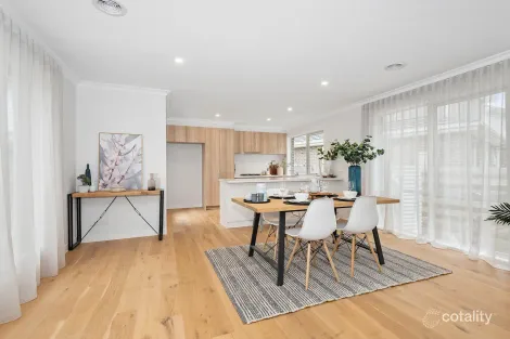 Property photo of 12 Eileen Close Croydon VIC 3136