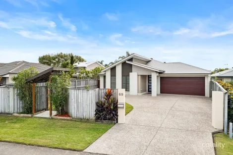 69 Bunker Rd, Victoria Point, QLD 4165