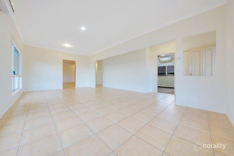 Property photo of 1 View Point Way New Auckland QLD 4680