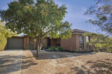 70 Smeaton Cl, Lara, VIC 3212