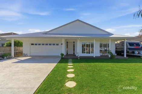 10 Norfolk Pl, Port Fairy, VIC 3284