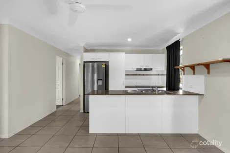 Property photo of 38 Summit Parade Bahrs Scrub QLD 4207