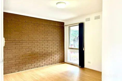 Property photo of 3/10 Duff Street Cranbourne VIC 3977