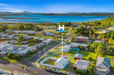 Property photo of 19 Roden Street Keppel Sands QLD 4702