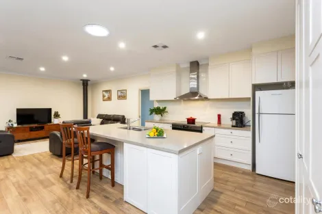 Property photo of 20 Fairfield Road Mount Barker SA 5251