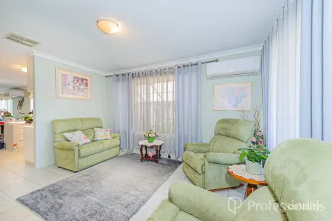 Property photo of 47 Centre Circle Ellenbrook WA 6069