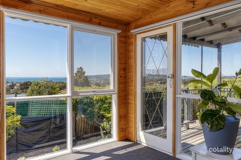 Property photo of 7 Manna Street Dromana VIC 3936