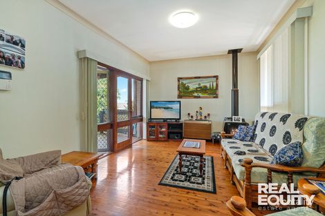 Property photo of 22 Ikara Crescent Moorebank NSW 2170