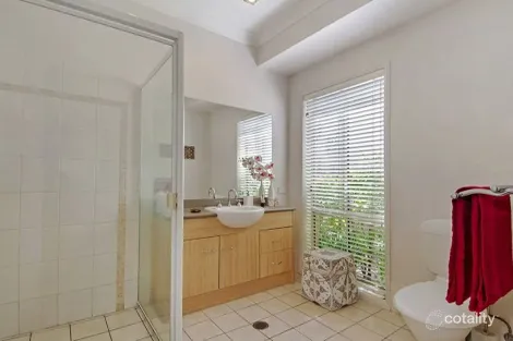 Property photo of 19 Tourangeau Crescent Varsity Lakes QLD 4227