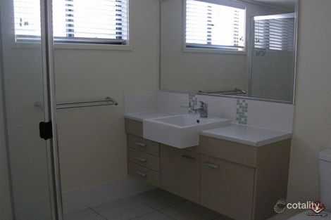 Property photo of 43/4 Grand Parade Parrearra QLD 4575