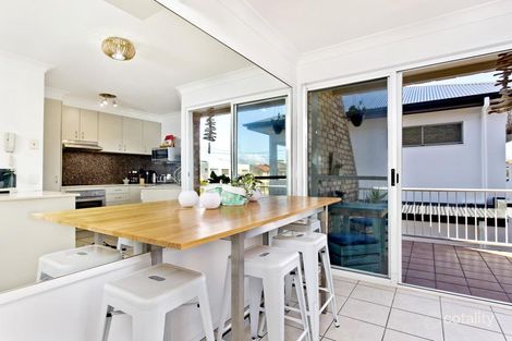Property photo of 10/33-37 Cronulla Avenue Mermaid Beach QLD 4218