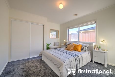 Property photo of 107 Blue Horizons Way Pakenham VIC 3810