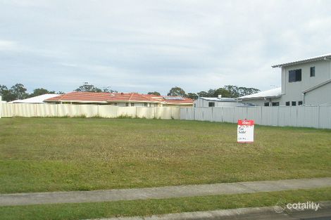 114 Riverview Dr, Burrum Heads, QLD 4659