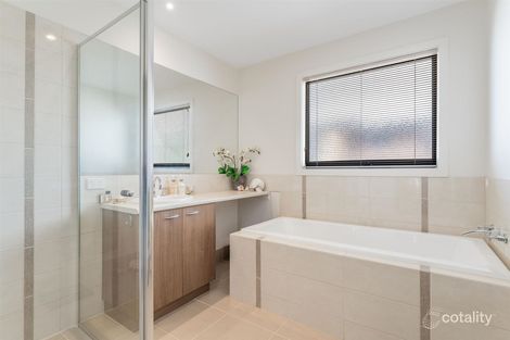 Property photo of 1/36 Myrtle Grove North Shore VIC 3214