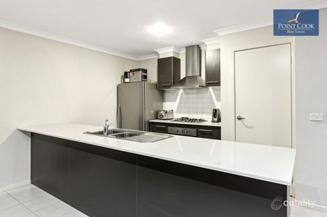 Property photo of 1 Glider Street Point Cook VIC 3030