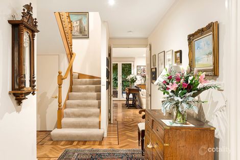 Property photo of 8 Montalto Avenue Toorak VIC 3142