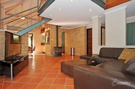 12 Nicholl St, Daglish, WA 6008