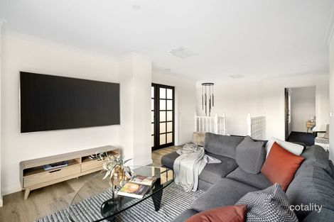 Property photo of 5 Linden Court Taylors Lakes VIC 3038