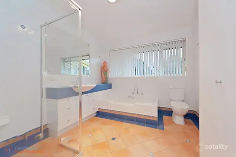 Property photo of 26 Hyndes Crescent Holder ACT 2611