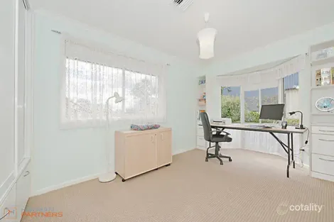 Property photo of 26 Hyndes Crescent Holder ACT 2611