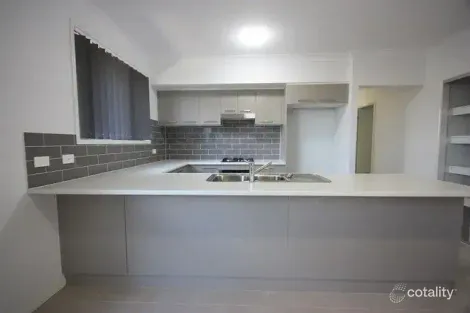 Property photo of 7 Fleming Street Spring Farm NSW 2570
