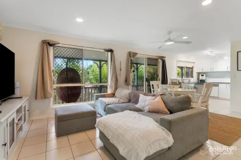 Property photo of 32 Capricorn Drive Pacific Pines QLD 4211