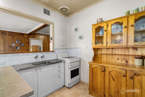 Property photo of 7 Hampshire Road Forest Hill VIC 3131
