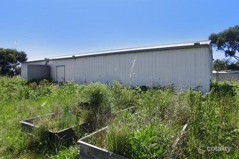 Property photo of 90 Glenoe Drive Lara VIC 3212