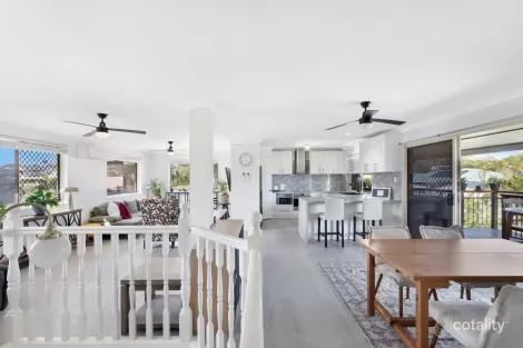 Property photo of 11 Mackerel Street Sandstone Point QLD 4511