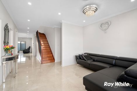 Property photo of 8 Voysey Close Nirimba Fields NSW 2763