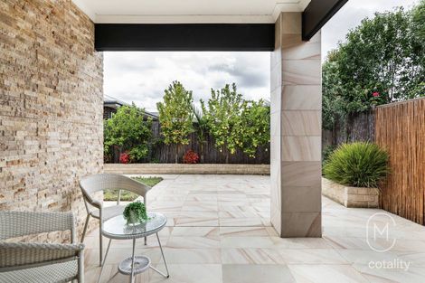 Property photo of 52 Tallawong Drive Doreen VIC 3754