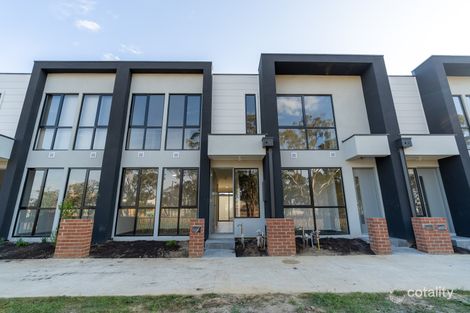 38 Titan Lodge Walk, Pakenham, VIC 3810