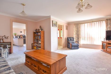 Property photo of 10 Glendale Crescent Orange NSW 2800
