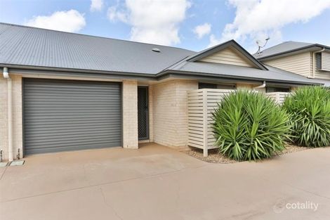 2/8 Gatfield St, Newtown, QLD 4350