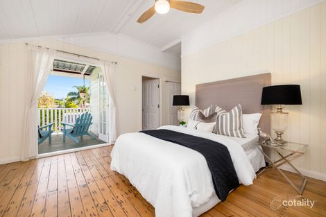 Property photo of 17 Wellstead Avenue Coorparoo QLD 4151