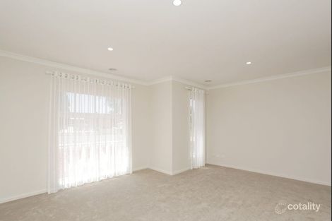 Property photo of 23 Hatfield Drive Mernda VIC 3754