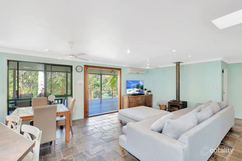 Property photo of 105 Henri Robert Drive Clagiraba QLD 4211