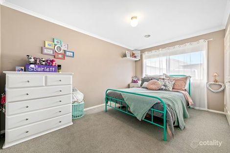 Property photo of 47 Astley Wynd Lynbrook VIC 3975