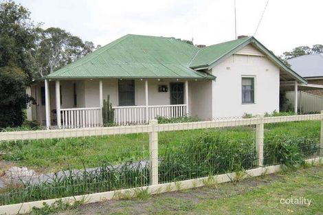 12 Wannon Ave, Edenhope, VIC 3318