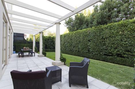 Property photo of 6 Cross Street Toorak VIC 3142