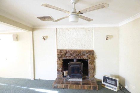 Property photo of 38 Warren Street Cootamundra NSW 2590