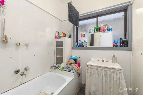 Property photo of 12 Macarthur Street Sale VIC 3850