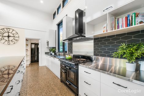 Property photo of 5 Louie Court Bright VIC 3741